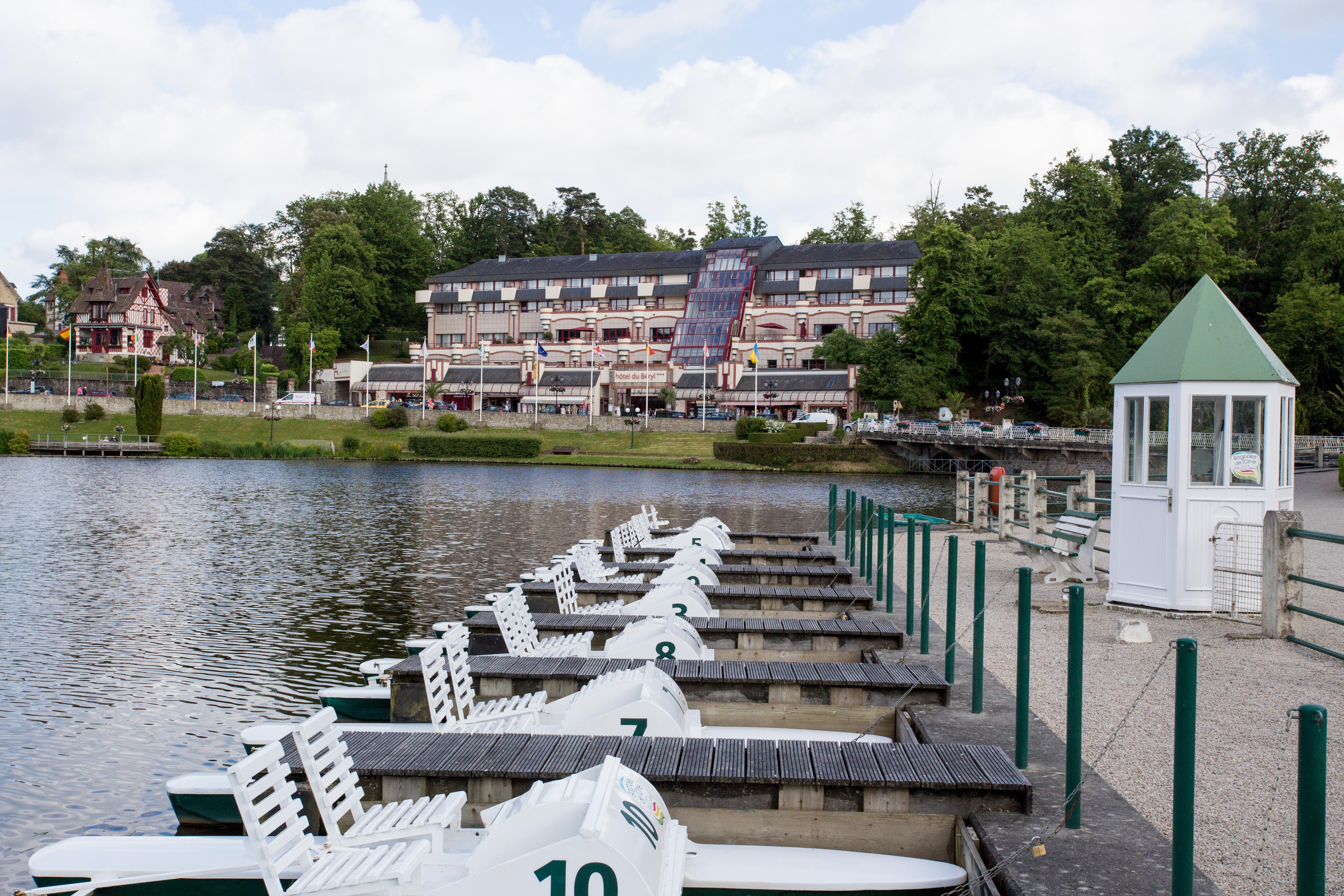 Hotel Spa Du Beryl Bagnoles de l'Orne Normandie Exterior photo